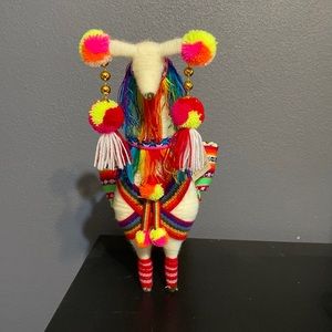 NWT Peruvian llama
